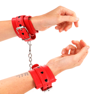 Kink - Appareils-Poignets Rouges Avec Incrustation Coeur Noir Réglable 21-28 CM X 5,5 CM | SexDelice