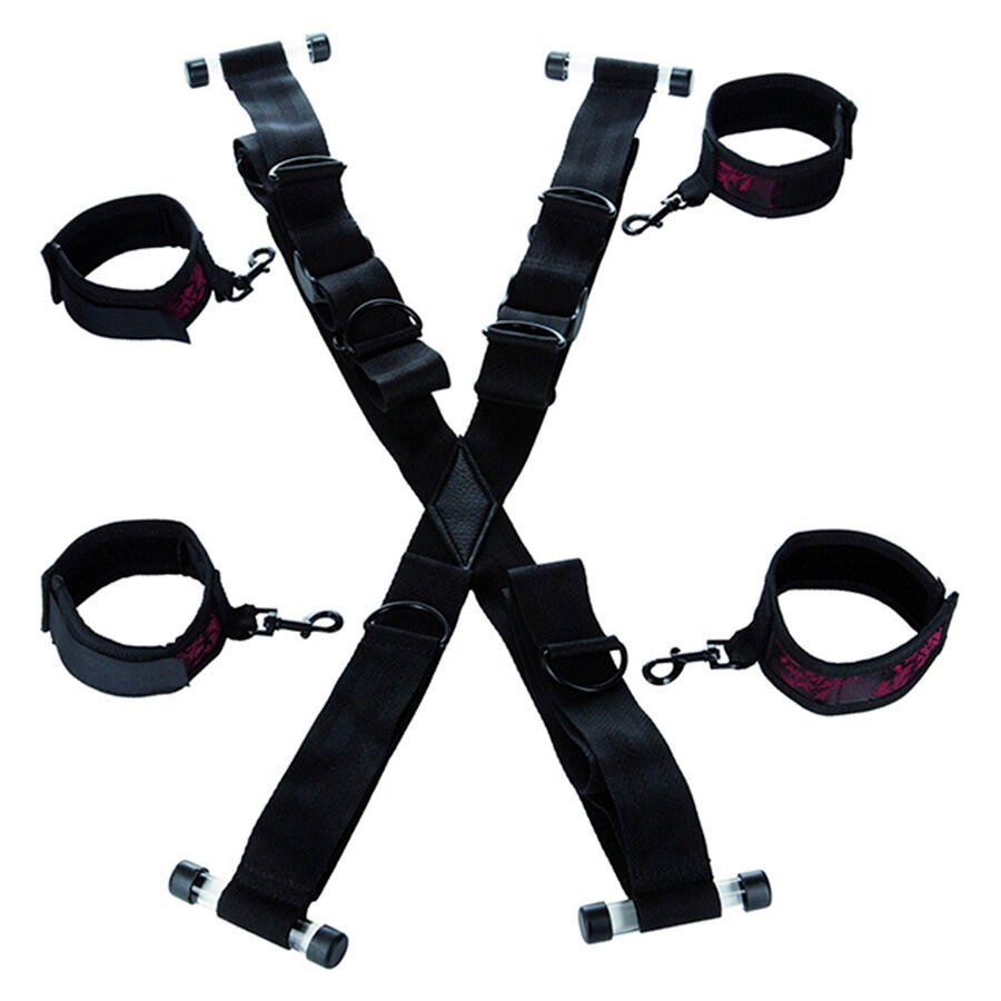 Calexotics - Scandal Menottes De Porte En Forme De Croix | SexDelice
